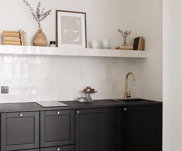 Lwowska - Stayinwarsaw *