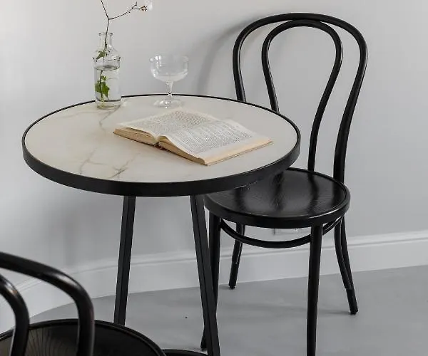 Lwowska - Stayinwarsaw Varsó