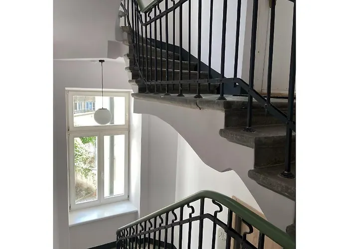 Lwowska - Stayinwarsaw * Varsó